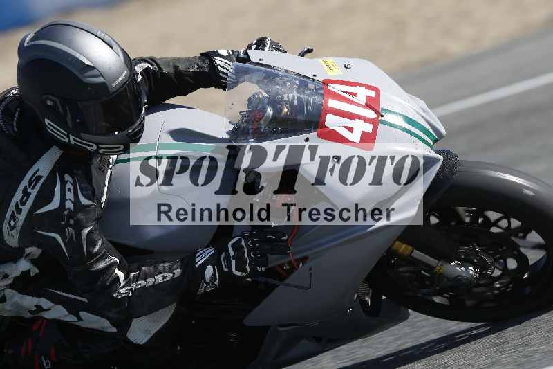 /Archiv-2024/02 29.01.-02.02.2024 Moto Center Thun Jerez/Gruppe gruen-green/414